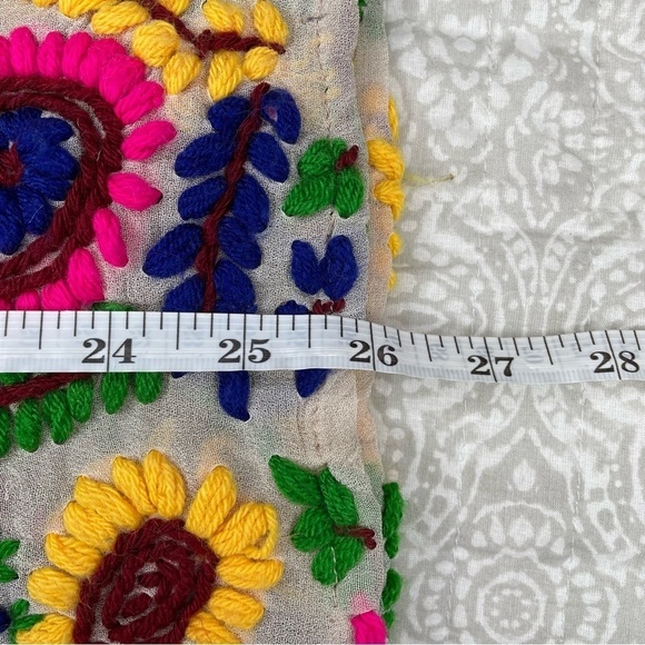 Sweet Sinammon Multicolor Floral Paisley Yarn Embroidered Blouse Top Small - Picture 9 of 11